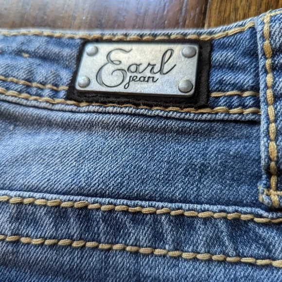 Earl Jeans women's cropped embellishment embroidered size 8 - Picture 8 of 10